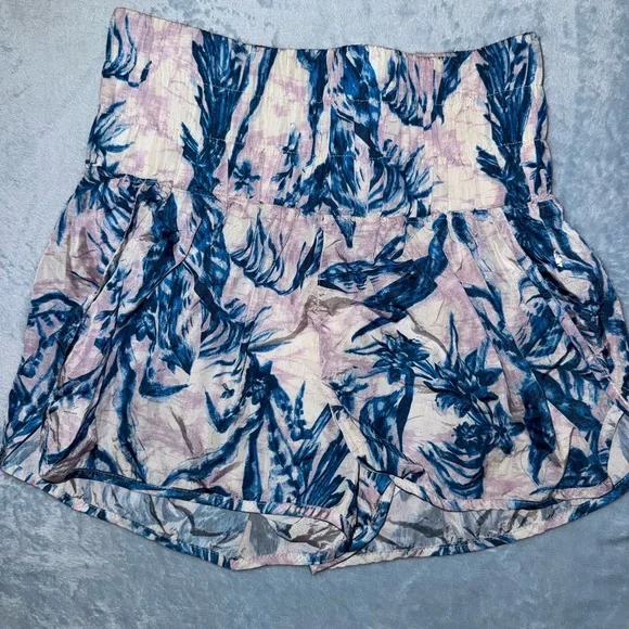 Free People Movement Athletic Shorts - Picture 4 of 6